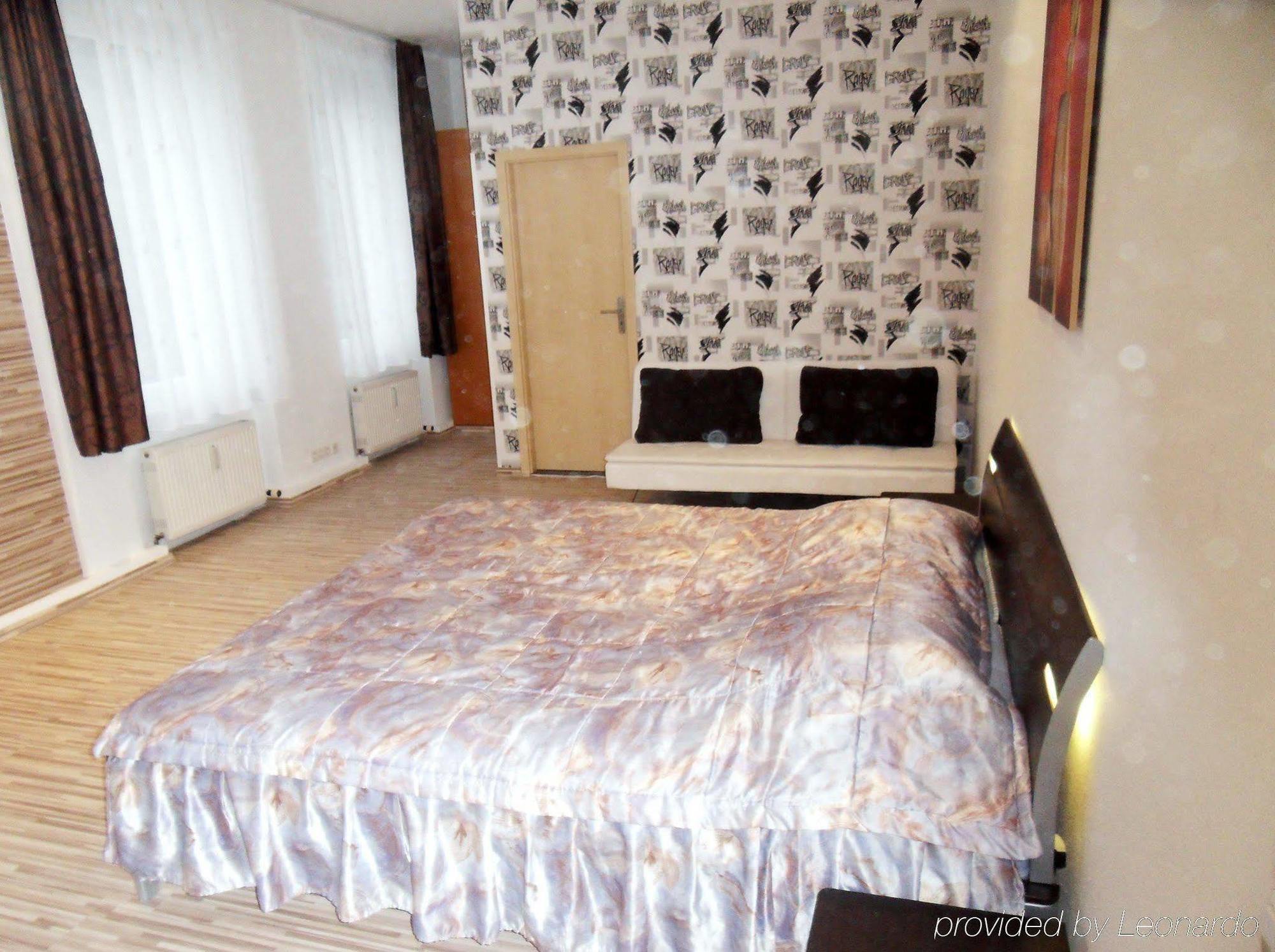 T&K Appartements Бад-Хомбург-фор-дер-Хёэ Экстерьер фото
